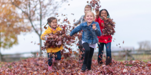 8 Ways to Practice Gratitude with Your Kids This Thanksgiving